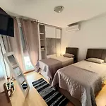 Апартаменты Beautiful Apartment, By Foot