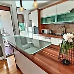 Beautiful Apartment, By Foot Апартаменты *