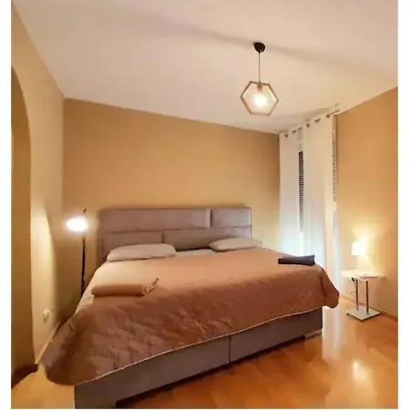 شقة Beautiful Apartment, By Foot
