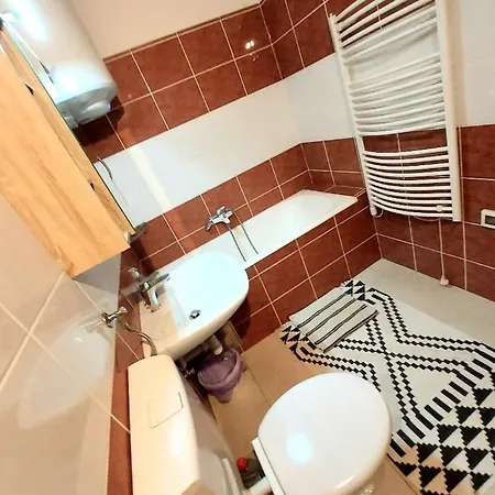 Beautiful Apartment, By Foot Apartment