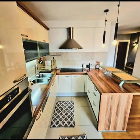 شقة Beautiful Apartment, By Foot سبليت