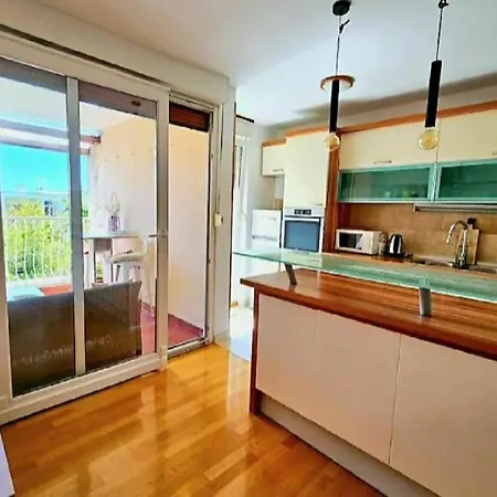 Beautiful Apartment, By Foot 斯普利特