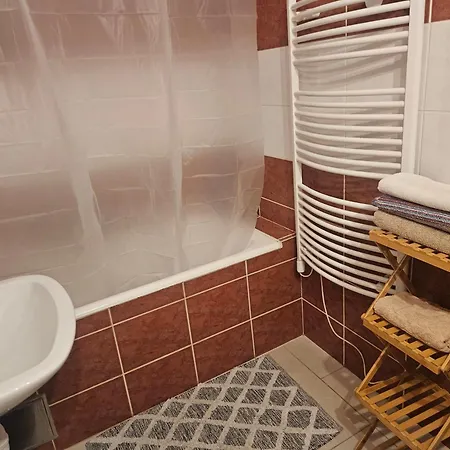 Beautiful Apartment, By Foot