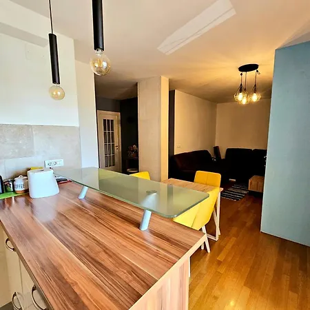 شقة Beautiful Apartment, By Foot *