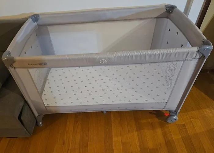 Beautiful Apartment, By Foot Lägenhet